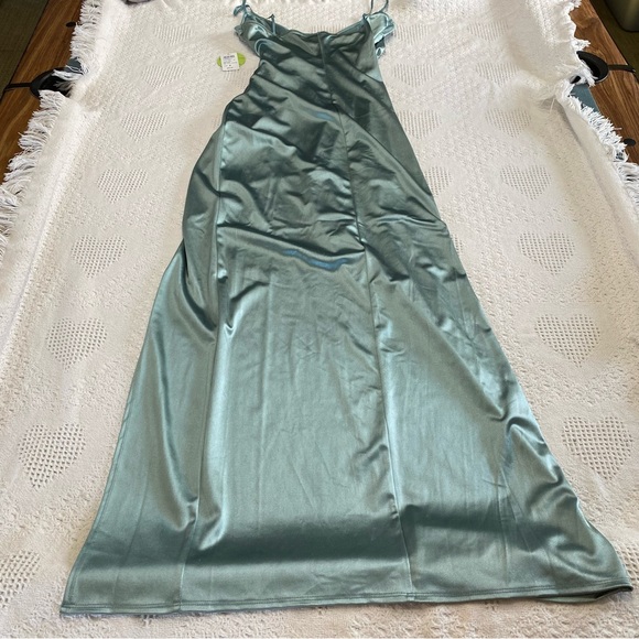 NWT Windsor Shiny Dress w Slit (M) - Picture 5 of 9